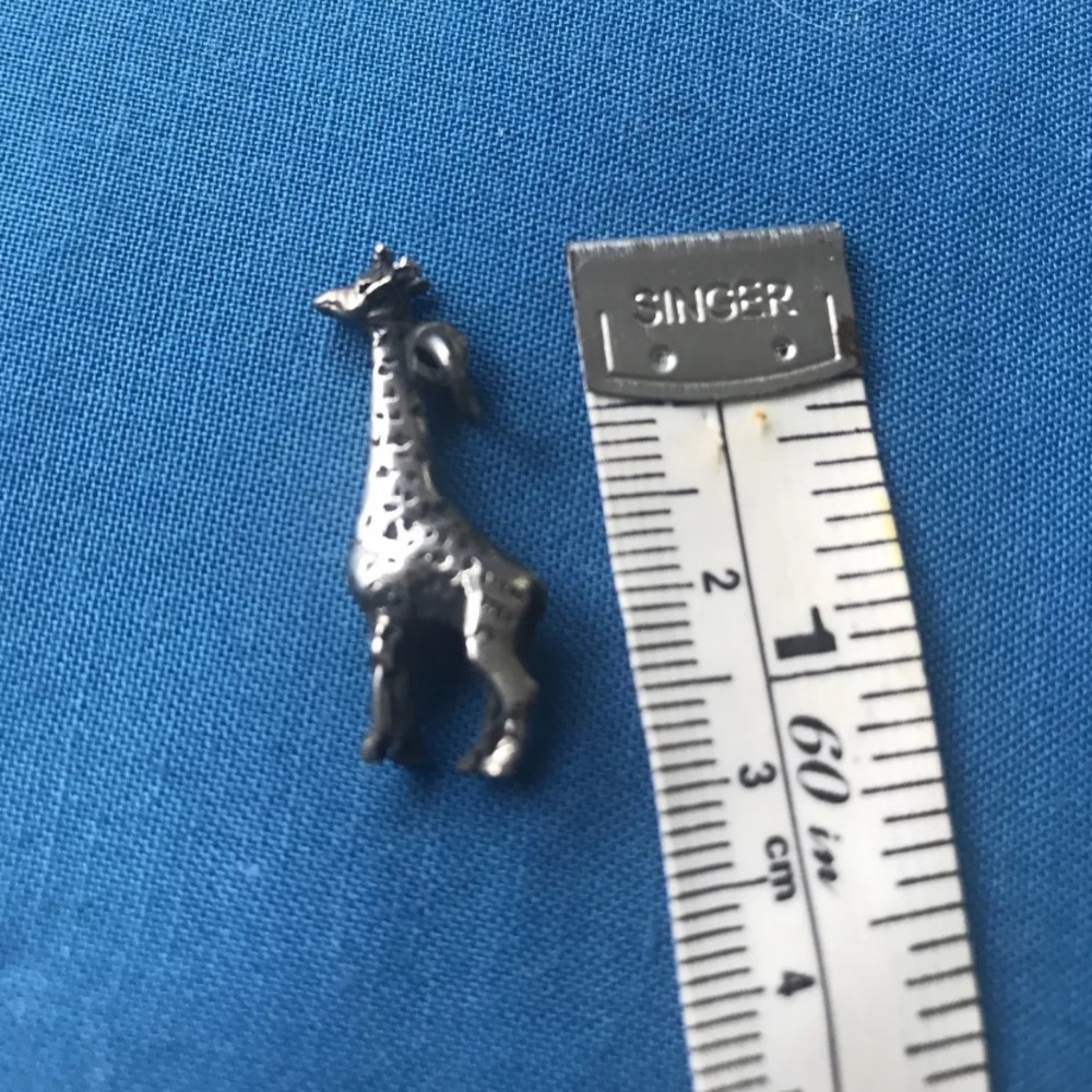 James Avery retired giraffe first ones